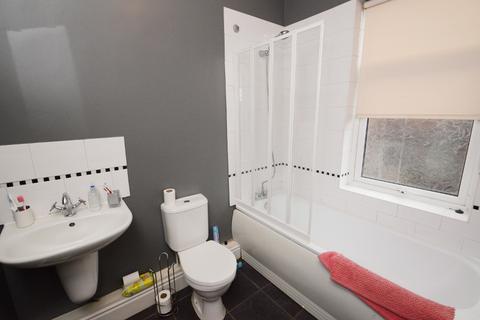 6 bedroom terraced house to rent, Moseley Road, Manchester M14