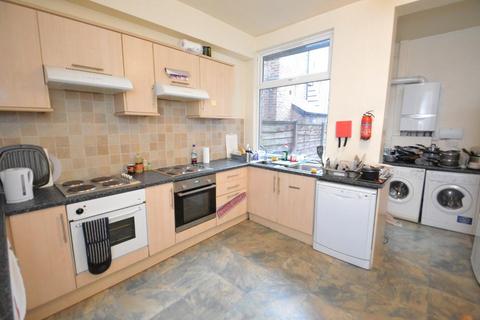 1 bedroom terraced house to rent, Scarsdale Road, Manchester M14