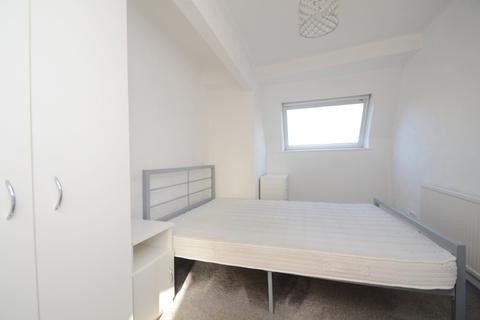 1 bedroom flat to rent, Beaconsfield, Manchester M14