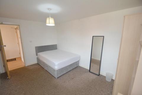 1 bedroom flat to rent, Birchfields Road, Manchester M13