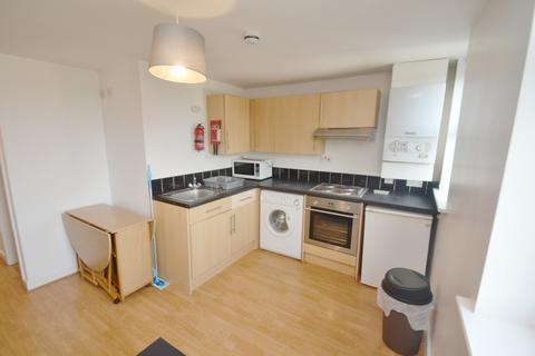 1 bedroom flat to rent, Birchfields Road, Manchester M13