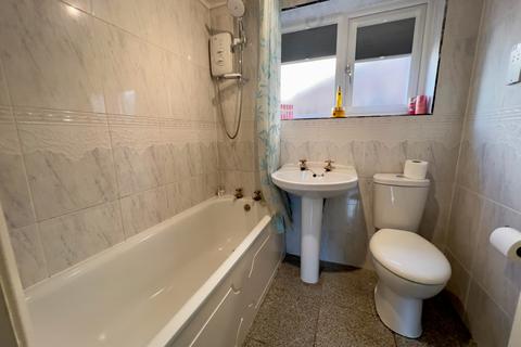 1 Castlerow Drive, Sheffield, S17 4RB