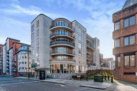 2 bedroom duplex for sale, Lower Canal Walk, Southampton, Hampshire