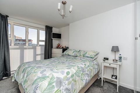 2 bedroom duplex for sale, Lower Canal Walk, Southampton, Hampshire