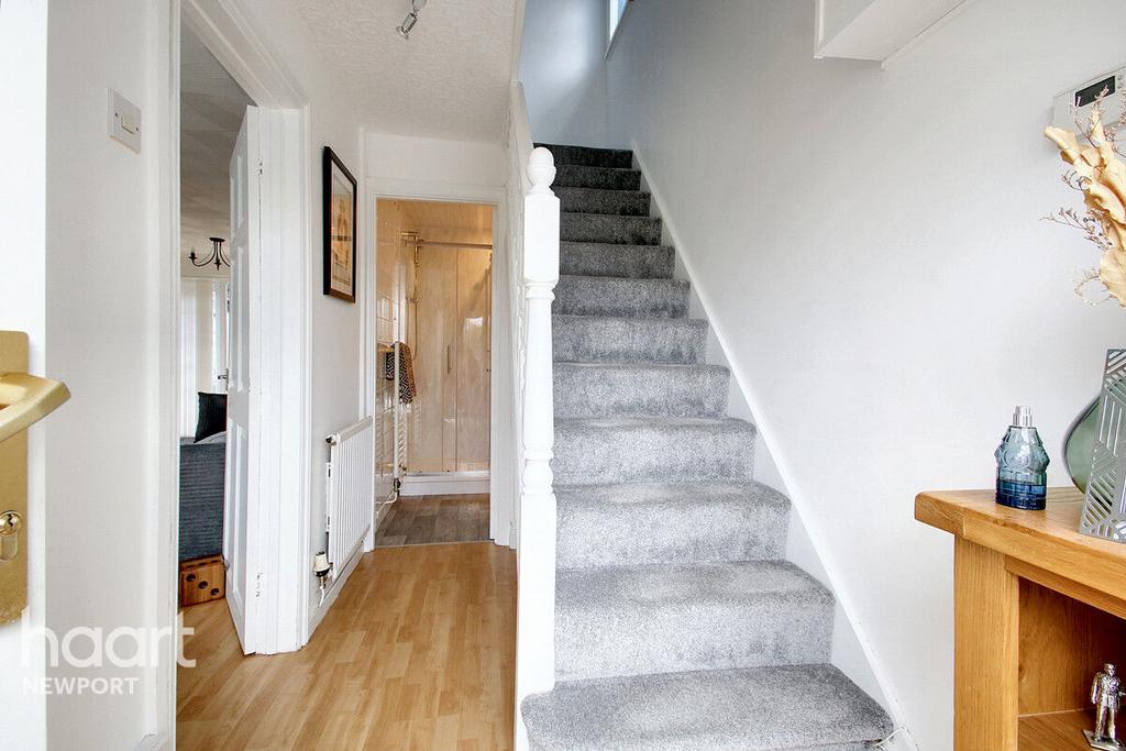 Robertson Way, Newport 3 bed terraced house for sale £220,000