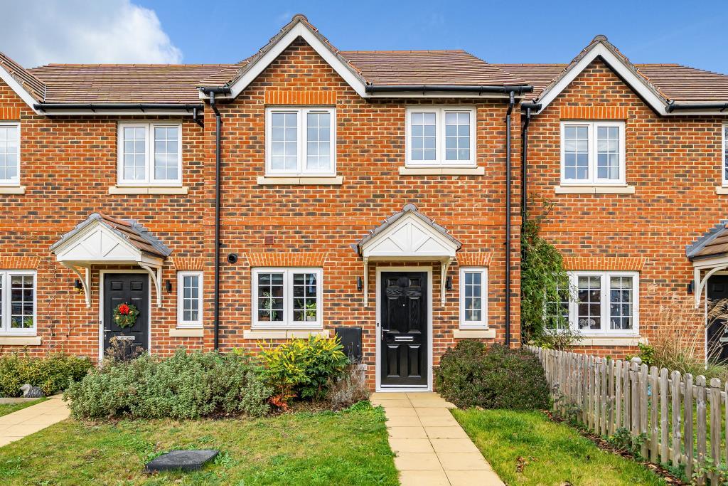 Littleworth Road, Benson, OX10 2 bed terraced house for sale £390,000