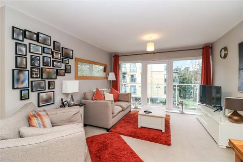 2 bedroom flat for sale - Basildon Court, Nash Mills, Hemel Hempstead, Herts, HP3