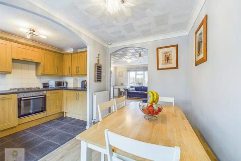 3 bedroom semi-detached house for sale, Burmarsh Close, Chatham ME5