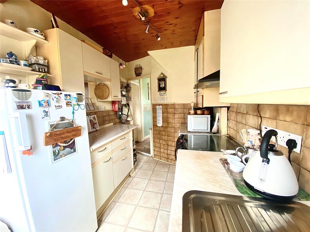 Kitchen Reverse