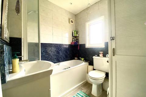 43 Avondale Road, Welling, DA16 1NG