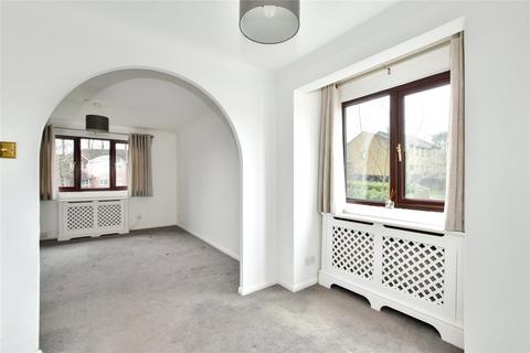 2 bedroom flat for sale, Tylersfield, Abbots Langley, Hertfordshire, WD5