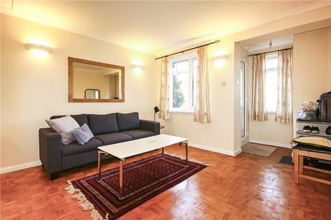 undefined, Meadowbrook Close, Colnbrook, Slough, Berkshire, SL3