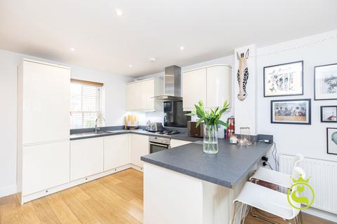 14 Chalice Close, Parkstone, Poole, BH14 0JS