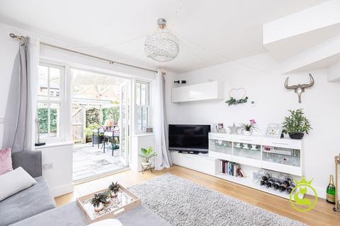 14 Chalice Close, Parkstone, Poole, BH14 0JS