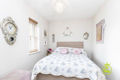 14 Chalice Close, Parkstone, Poole, BH14 0JS