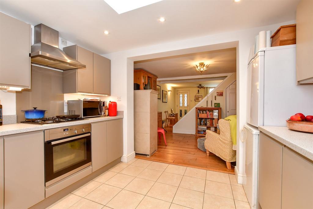 Hamilton Road, Deal, Kent 2 bed terraced house for sale £260,000