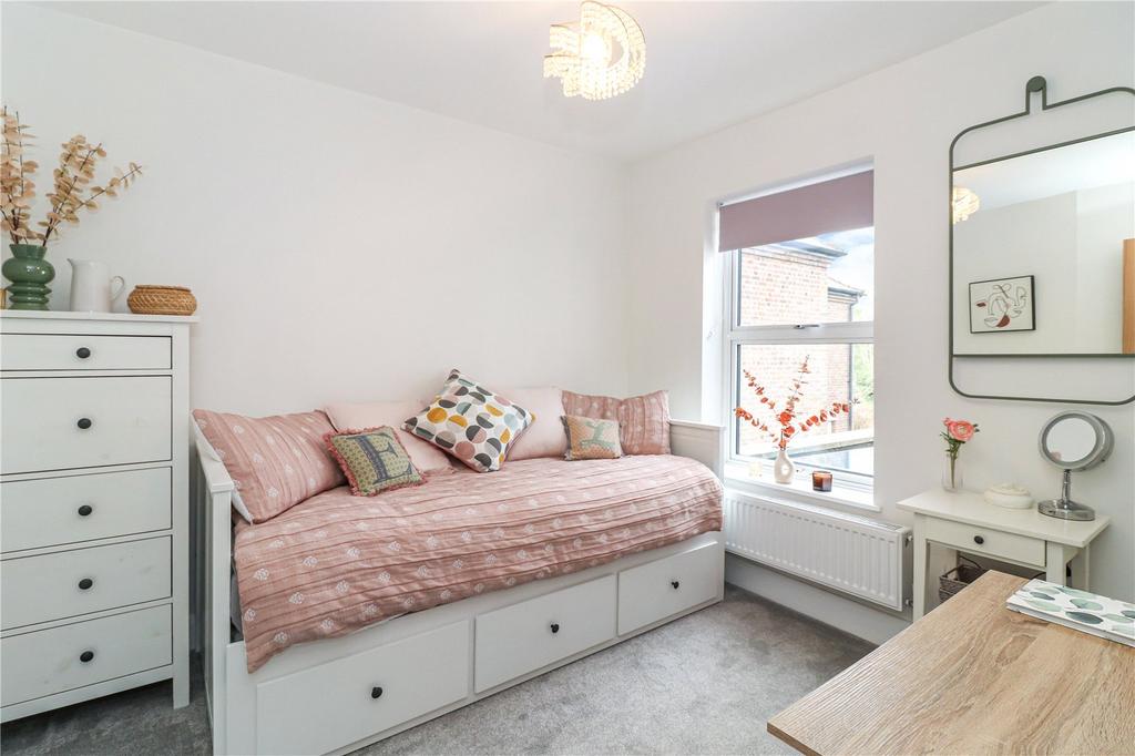 Bedroom - F/Floor