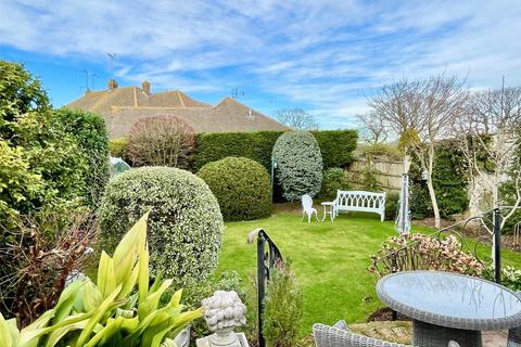 3 bedroom bungalow for sale, The Ryde, Leigh-on-Sea, Essex, SS9