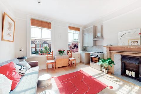 1 bedroom flat for sale, Mapesbury Road, London NW2