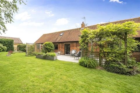 5 bedroom barn conversion for sale, Buckingham Road, Weedon, Buckinghamshire, HP22