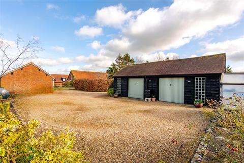 5 bedroom barn conversion for sale, Buckingham Road, Weedon, Buckinghamshire, HP22