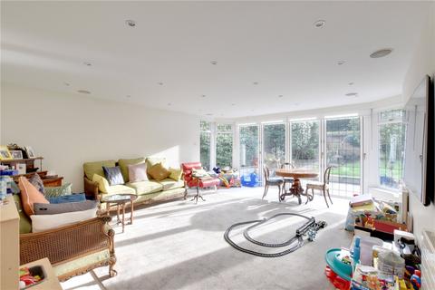 15 Marlowe Close, Chislehurst, BR7 6ND