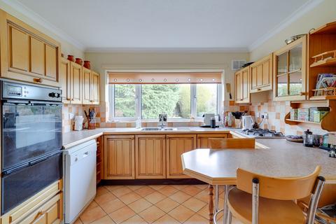 15 Beldams, Needingworth, St Ives, PE27 4TY