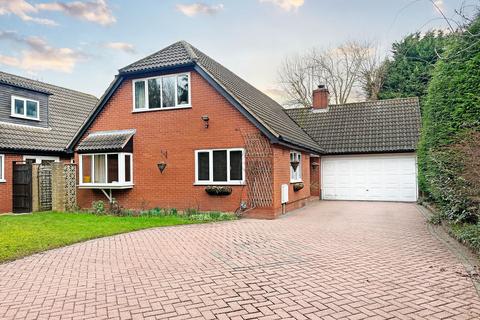 4 bedroom detached house for sale, Arden Vale Road, Knowle, B93