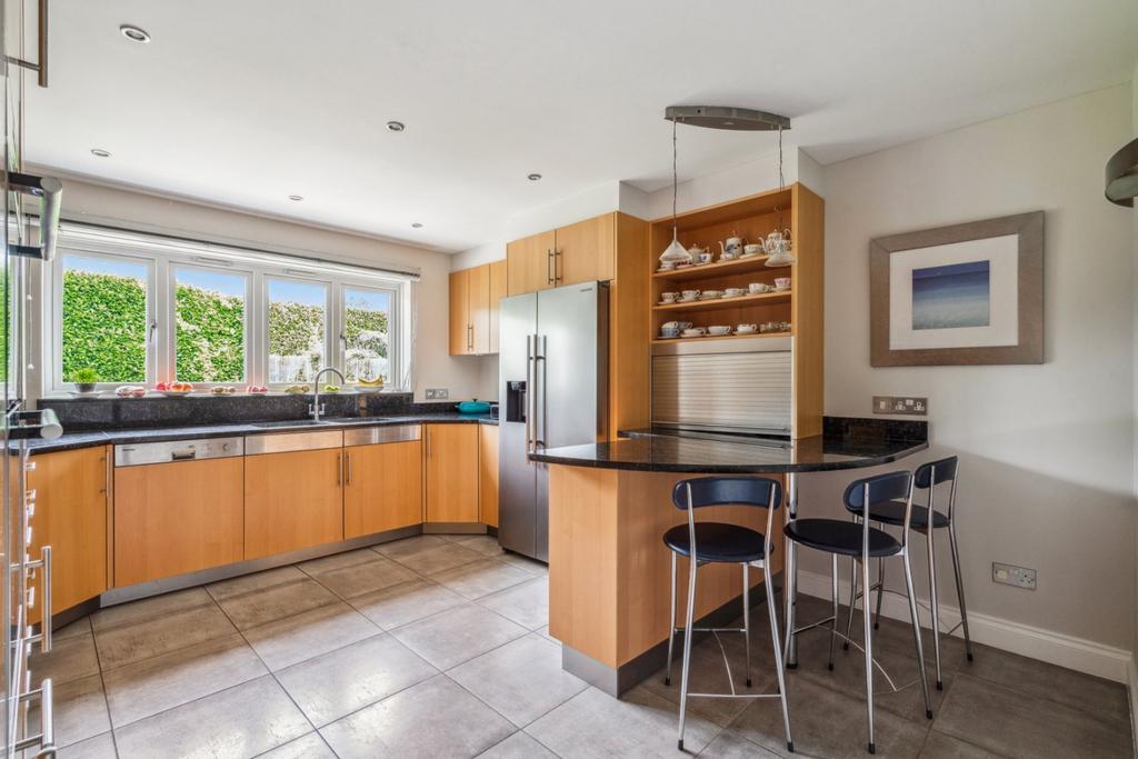 Denham Walk, Chalfont St. Peter... 5 bed detached house for sale £