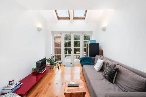 2 bedroom flat for sale, London SW6