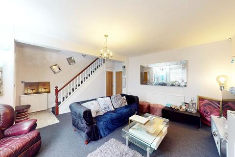 4 bedroom farm house for sale - Moss Lane, Blackrod, BL6