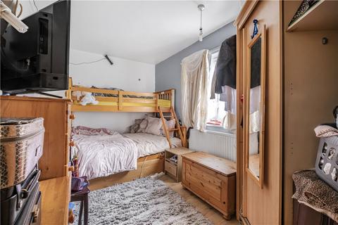 2 bedroom maisonette for sale, St. Saviours Estate, London, SE1