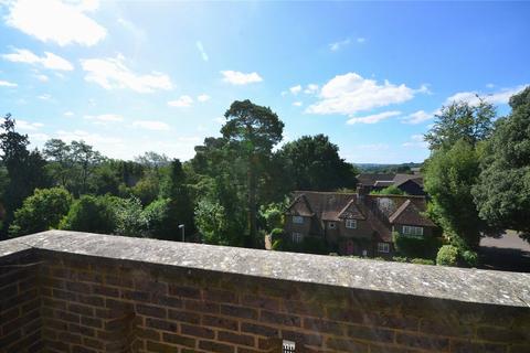 2 bedroom apartment to rent, Lewes Road, East Grinstead, West Sussex, RH19