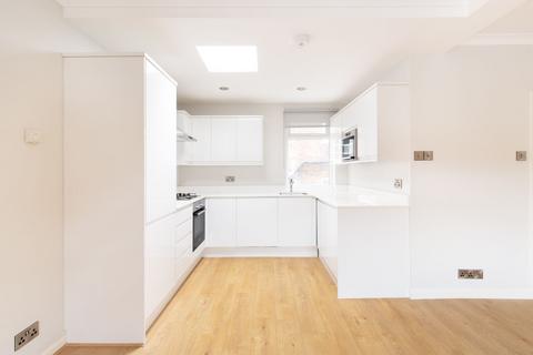 2 bedroom mews for sale, Durweston Street, London W1H