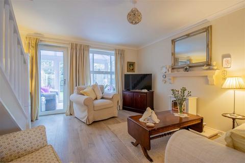 3 bedroom end of terrace house for sale, Lady Acre Close, Lymm WA13