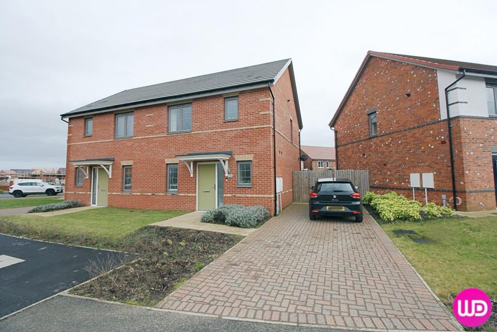 Camperdown, Newcastle Upon Tyne NE12 3 bed semidetached house £175,000
