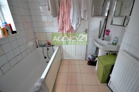10 Kennedy Road, Barking, IG11 7XH