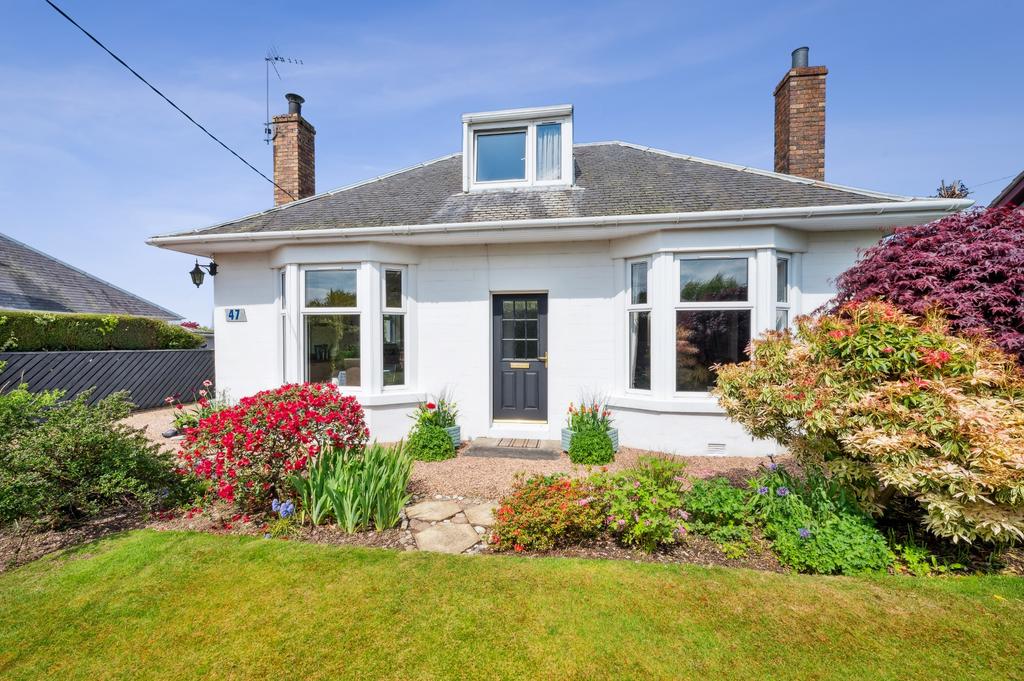 Bonhard Road, Scone, Perthshire, PH2 6QB 3 bed detached house £349,950