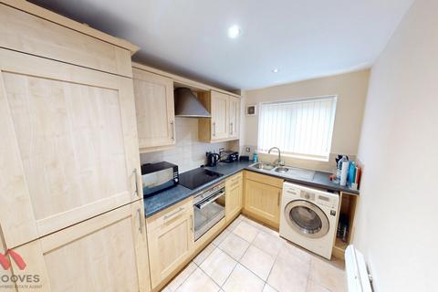 2 bedroom apartment for sale, Redoaks Way, Halewood, L26