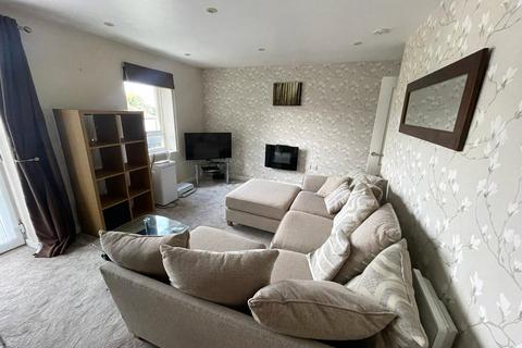 2 bedroom apartment for sale, Priorywood Drive, Leigh-on-Sea, Essex, SS9