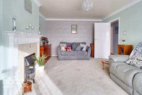 2 bedroom semi-detached bungalow for sale, Brockley Crescent, Ipswich