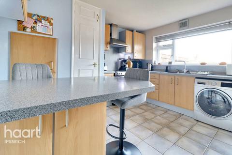 34 Brockley Crescent, Ipswich, IP1 5HT
