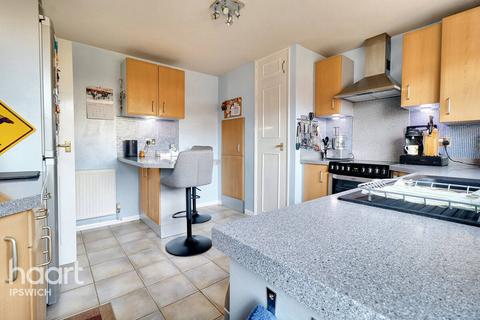 34 Brockley Crescent, Ipswich, IP1 5HT