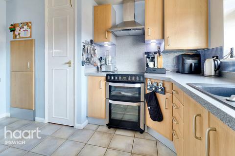 34 Brockley Crescent, Ipswich, IP1 5HT