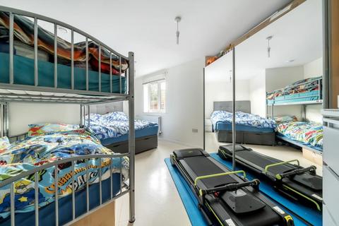 2 bedroom maisonette for sale, High Wycombe,  Buckinghamshire,  HP13