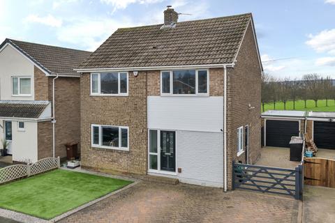 4 bedroom detached house for sale, Cumbrian Way, Wakefield, West Yorkshire