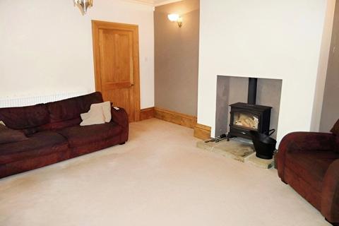 3 bedroom end of terrace house to rent, Harley Street, Rastrick, Brighouse, West Yorkshire, HD6