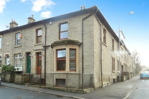 3 bedroom end of terrace house to rent, Harley Street, Rastrick, Brighouse, West Yorkshire, HD6