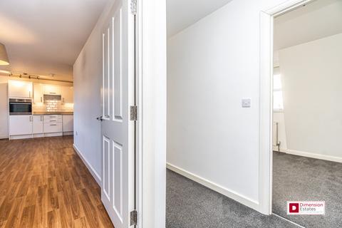 3 bedroom flat to rent, Median Road, Lower Clapton, Hackney, E5