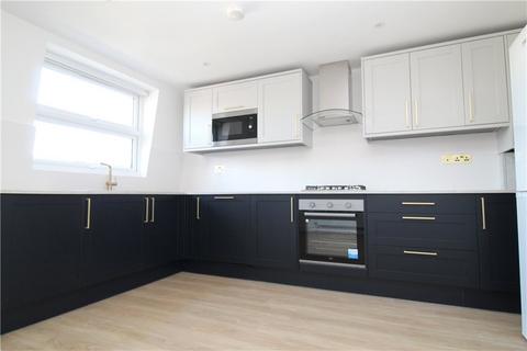 2 bedroom apartment to rent, Kidderminster Road, Croydon, CR0